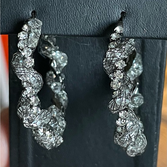 Hoop earrings - Picture 6 of 7